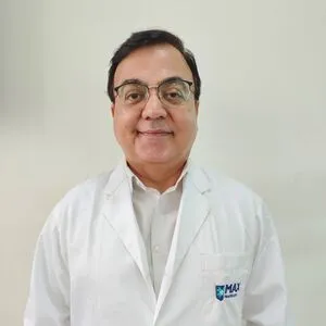 Dr. Shamsher Dwivedee