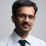 dr vipin i s