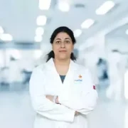 dr nidhi nayyar